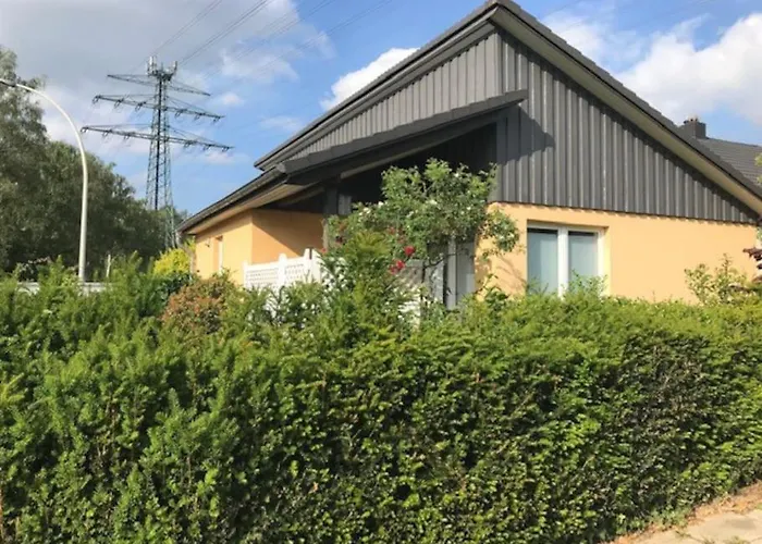 Komfortables Einzelhaus Mit Garten