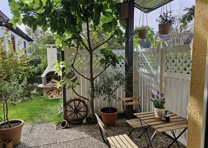 Komfortables Einzelhaus Mit Garten